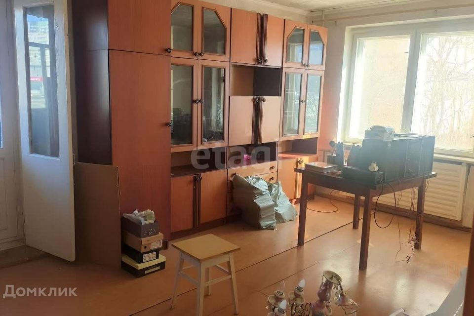 Продаётся 4-комнатная квартира, 70.3 м²