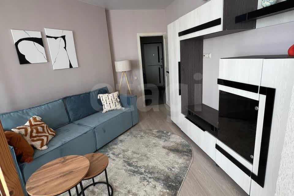 Продаётся 1-комнатная квартира, 43.8 м²