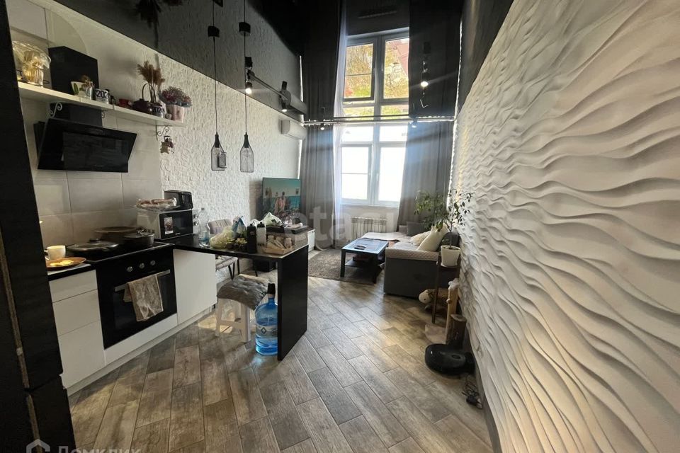 Продаётся 1-комнатная квартира, 48.9 м²