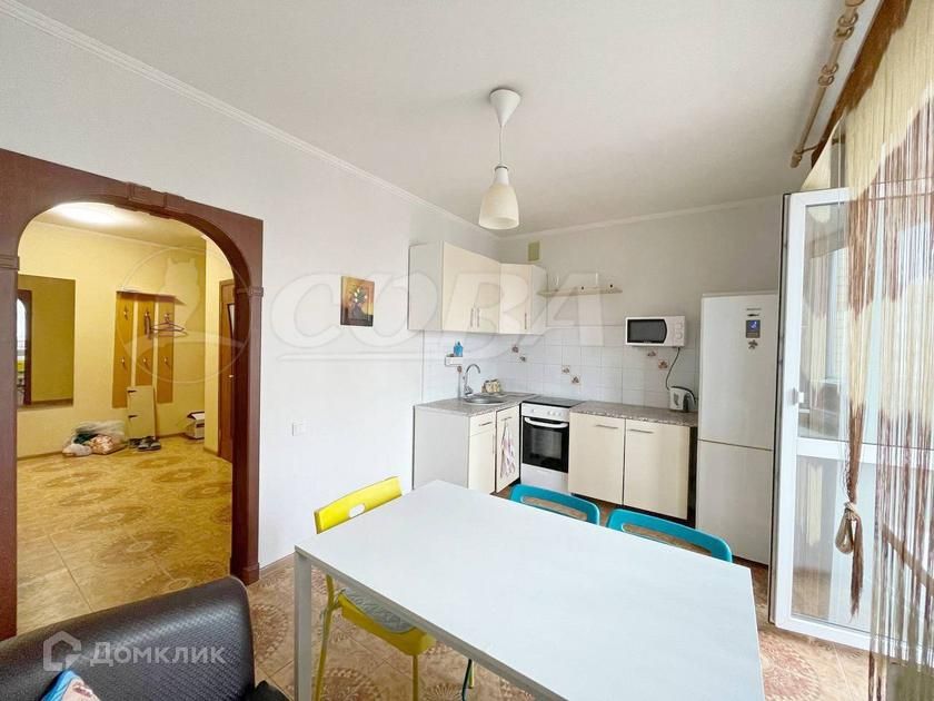 Сдаётся 2-комнатная квартира, 65 м²