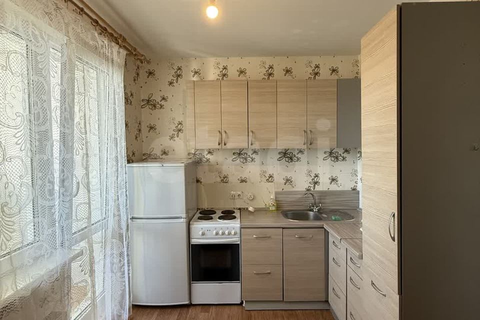Продаётся 1-комнатная квартира, 42.3 м²