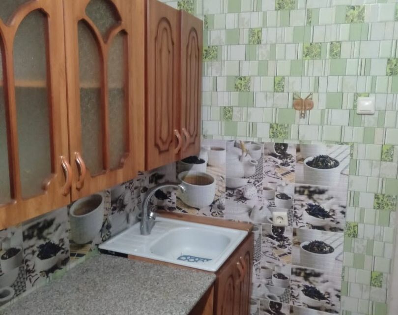 3 комнатные квартиры в астрахани вторичка. г астрахань ул бориса алексеева 61. грановского д 69. продажа 1 комн. ул адмиралтейская д13 фото.