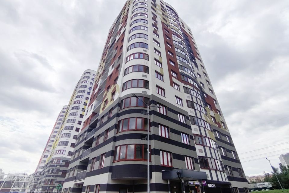 Продаётся 2-комнатная квартира, 61.9 м²