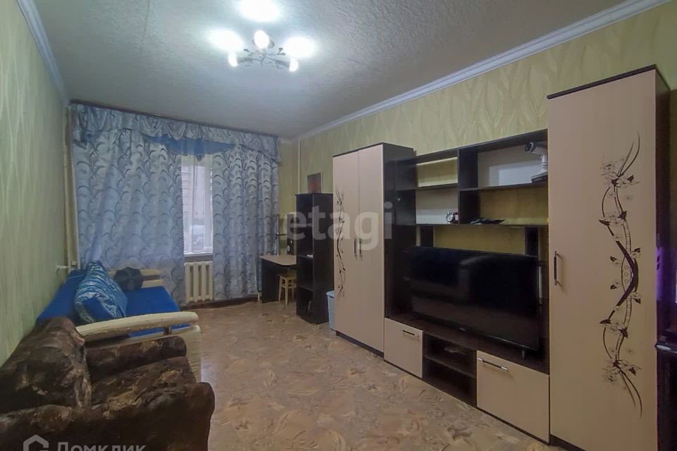 Продаётся 2-комнатная квартира, 60.5 м²