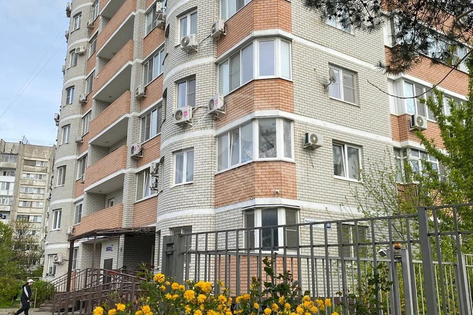 Продаётся 1-комнатная квартира, 46 м²