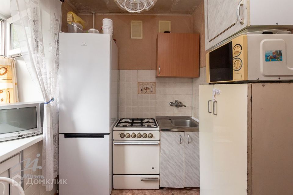 Продаётся 3-комнатная квартира, 58.8 м²