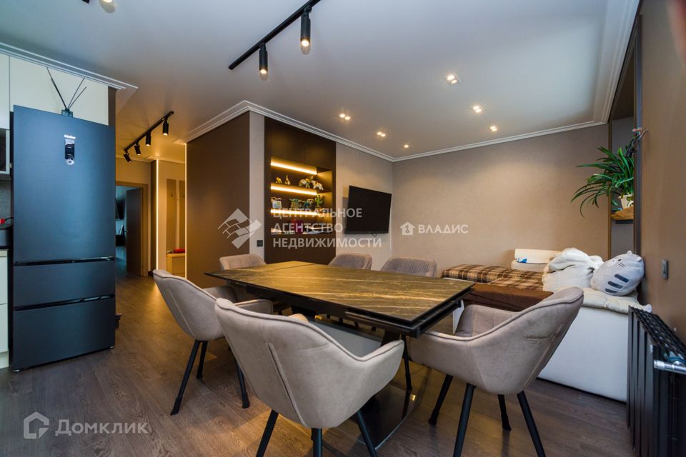 Продаётся 2-комнатная квартира, 74 м²