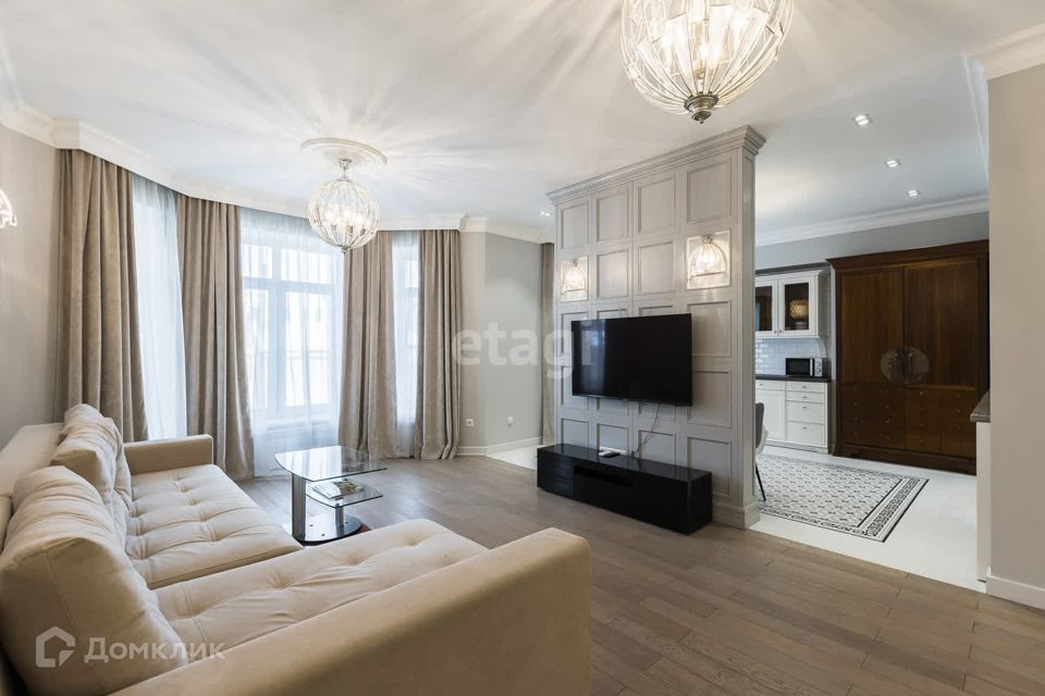Продаётся 3-комнатная квартира, 110.2 м²