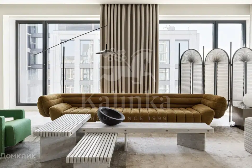 Продаётся 6-комнатная квартира, 287 м²
