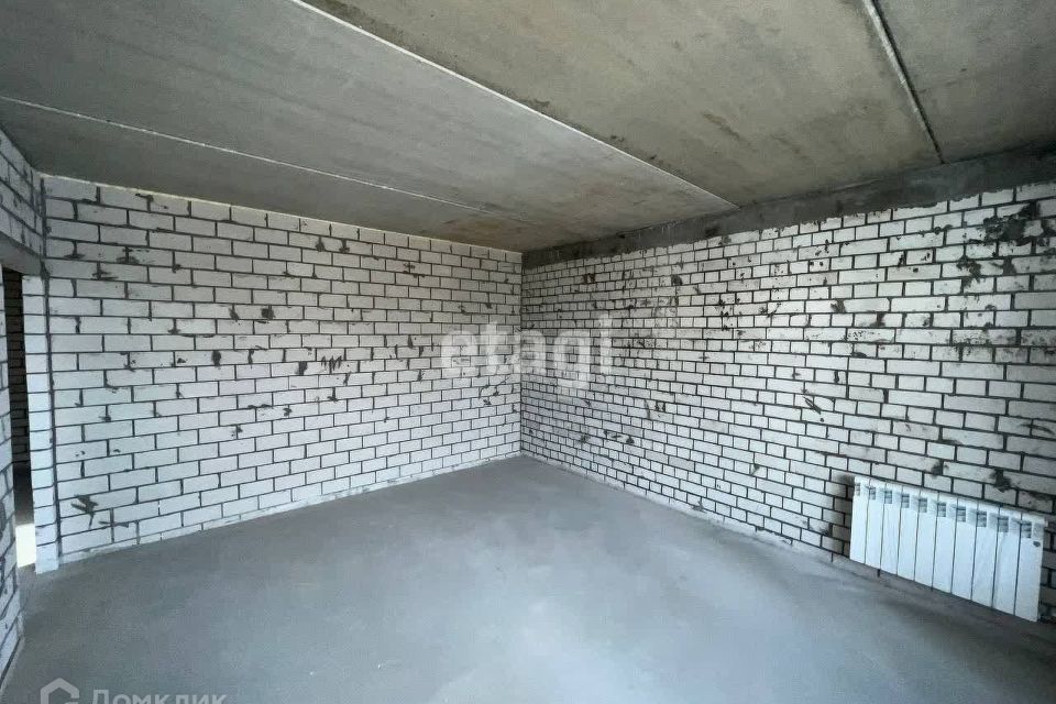 Продаётся 2-комнатная квартира, 63.81 м²