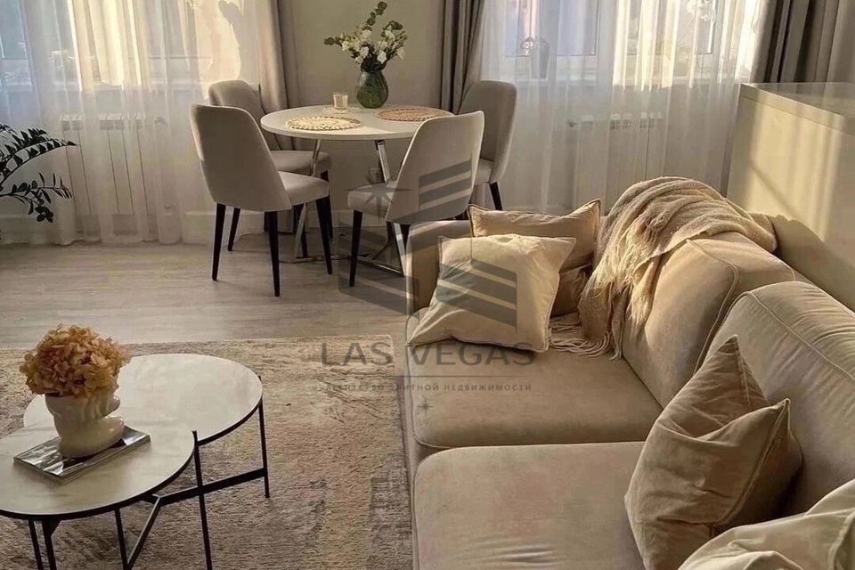 Сдаётся 1-комнатная квартира, 40 м²
