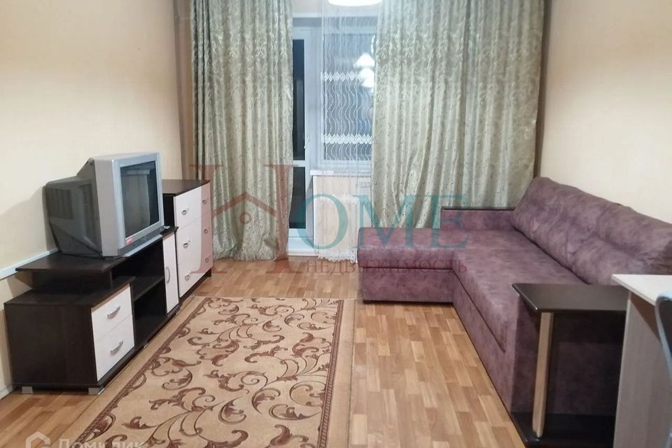 Сдаётся 1-комнатная квартира, 40 м²