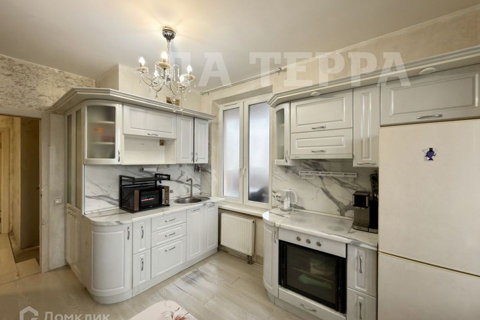 Продаётся 2-комнатная квартира, 56 м²
