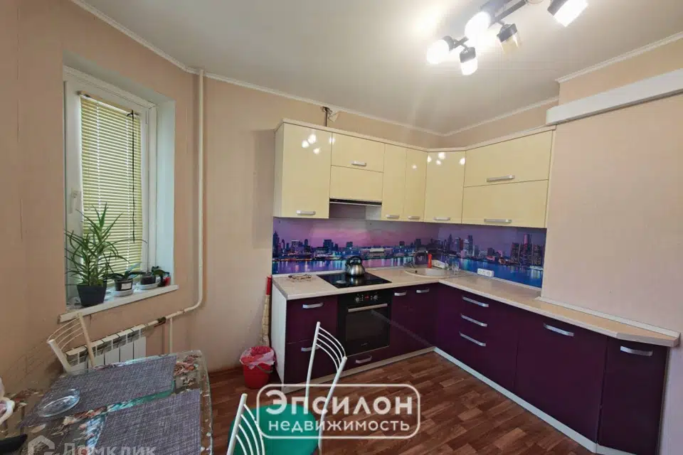 Продаётся 2-комнатная квартира, 58.4 м²