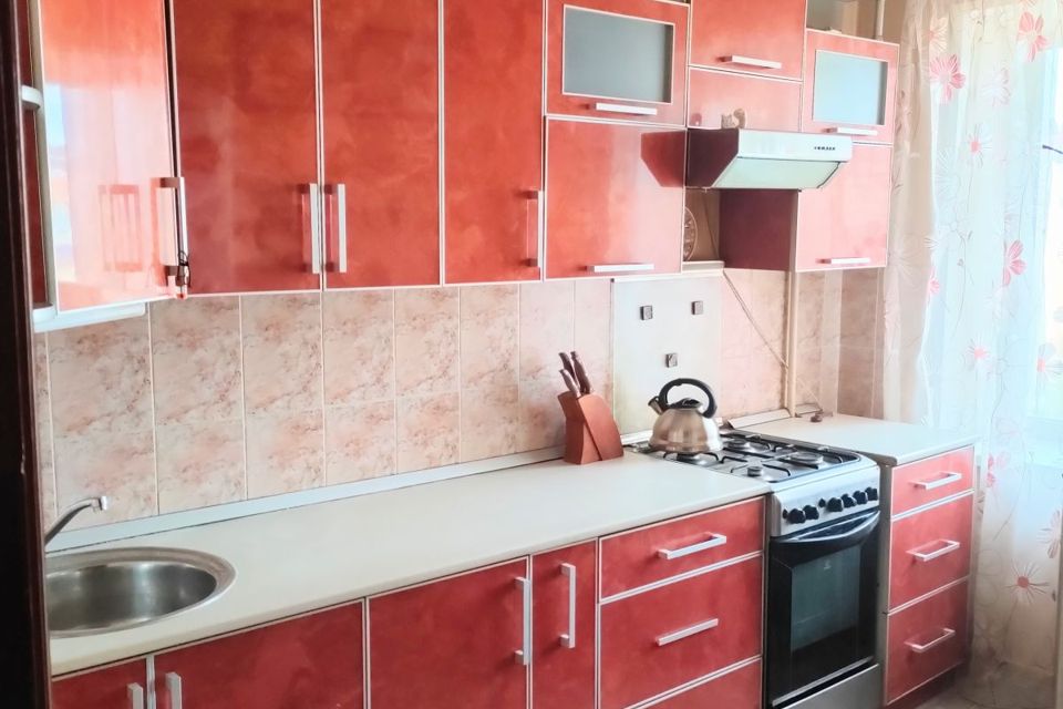 Продаётся 4-комнатная квартира, 74.7 м²