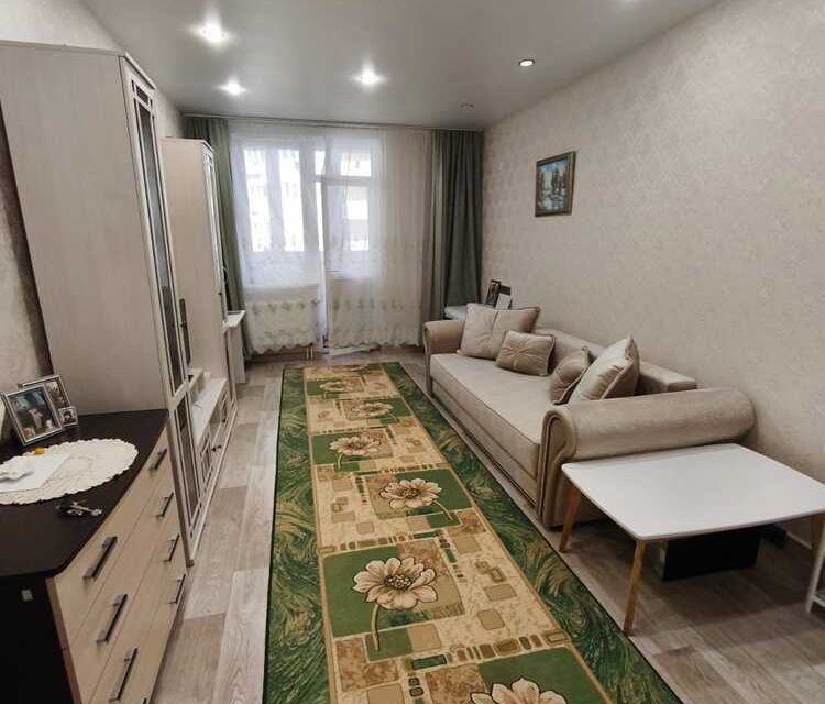 Продаётся 1-комнатная квартира, 48 м²