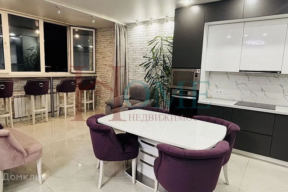 Сдаётся 3-комнатная квартира, 100 м²