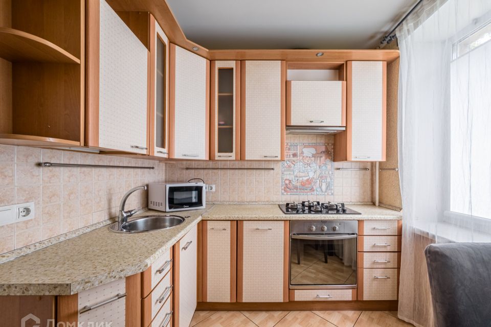 Сдаётся 2-комнатная квартира, 58 м²