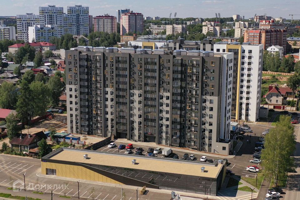 Продаётся 4-комнатная квартира, 87.8 м²