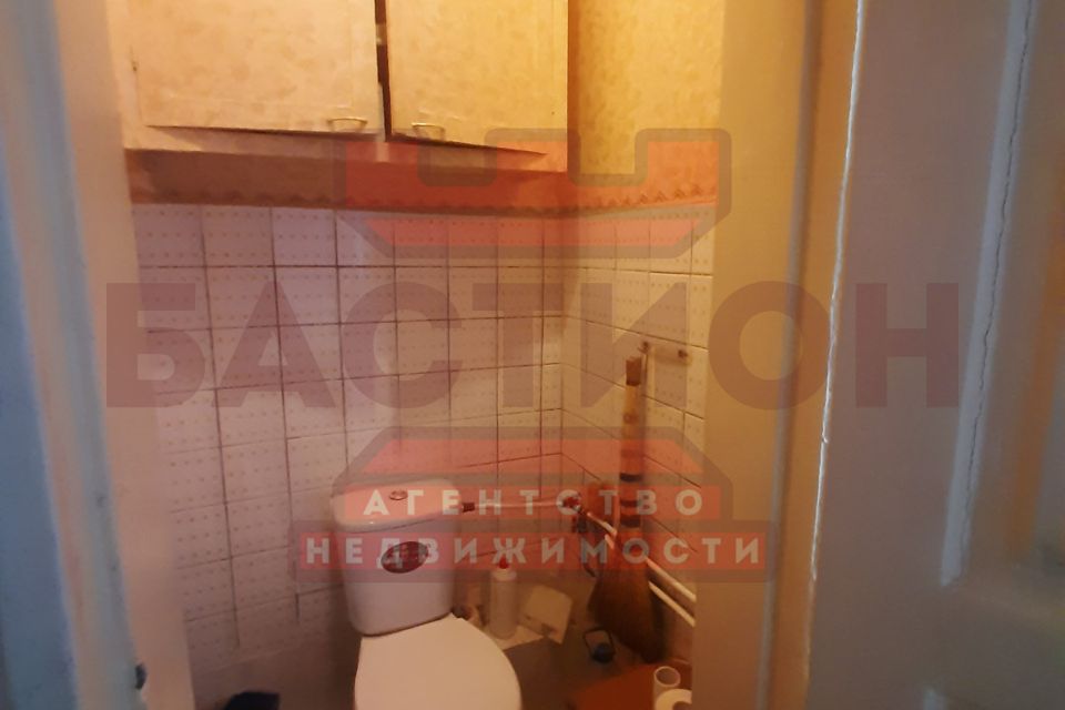 Продаётся 4-комнатная квартира, 102.7 м²