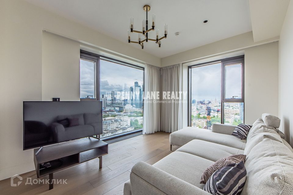 Сдаётся 3-комнатная квартира, 109 м²