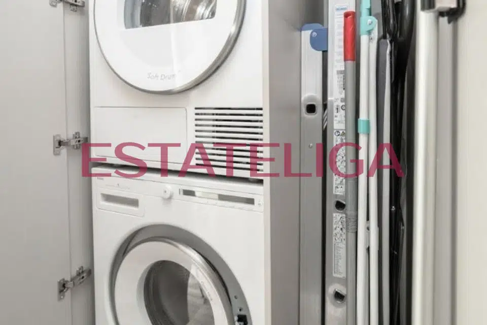 Продаётся 2-комнатная квартира, 49.6 м²