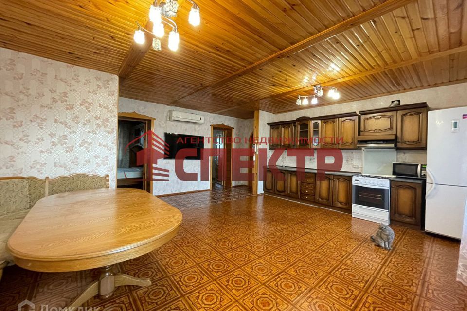 Продаётся 3-комнатная квартира, 115 м²