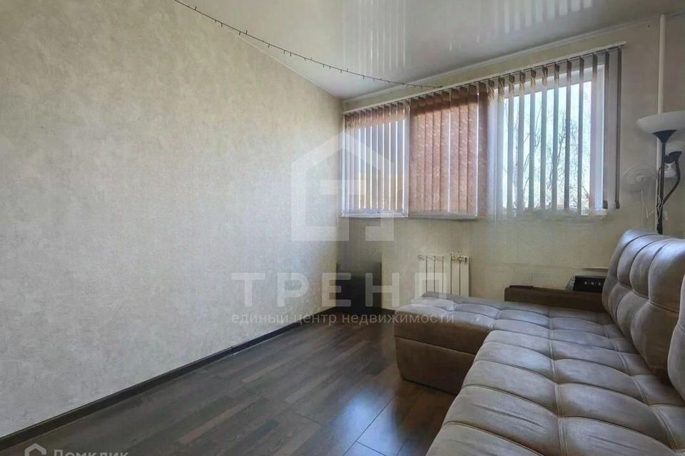 Продаётся 3-комнатная квартира, 60.3 м²