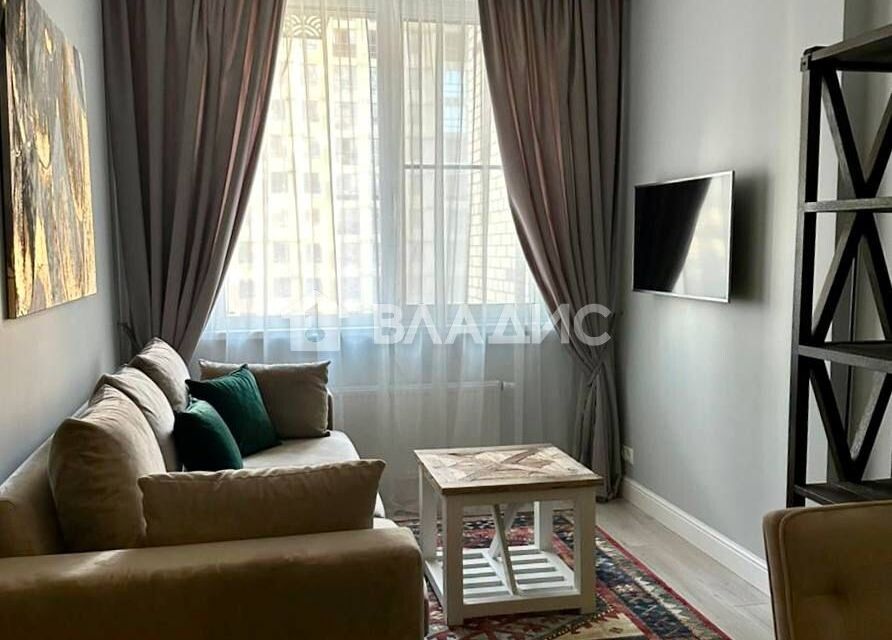 Продаётся 1-комнатная квартира, 48 м²