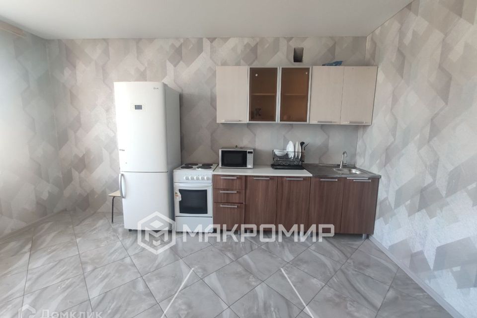 Сдаётся 2-комнатная квартира, 70 м²