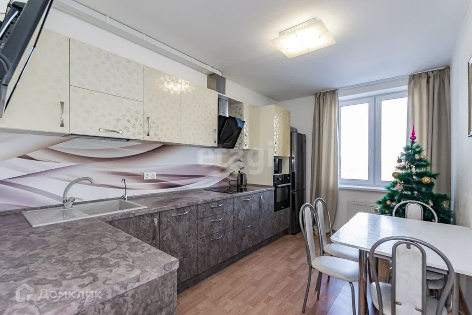 Продаётся 2-комнатная квартира, 56 м²