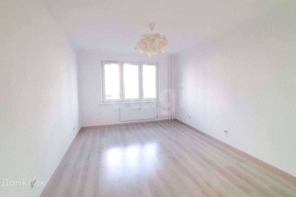 Продаётся 1-комнатная квартира, 39.79 м²