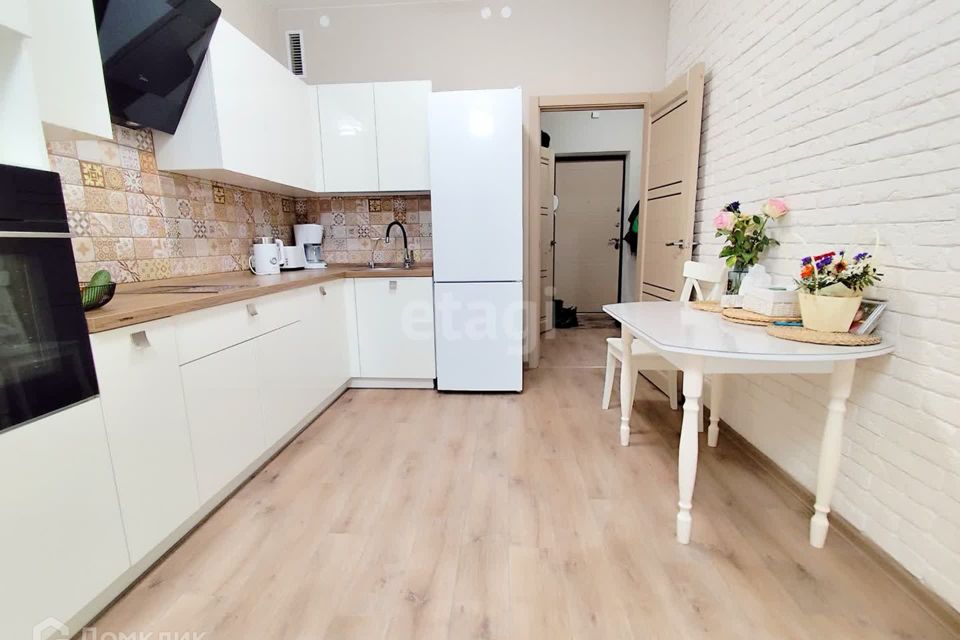 Продаётся 1-комнатная квартира, 40 м²