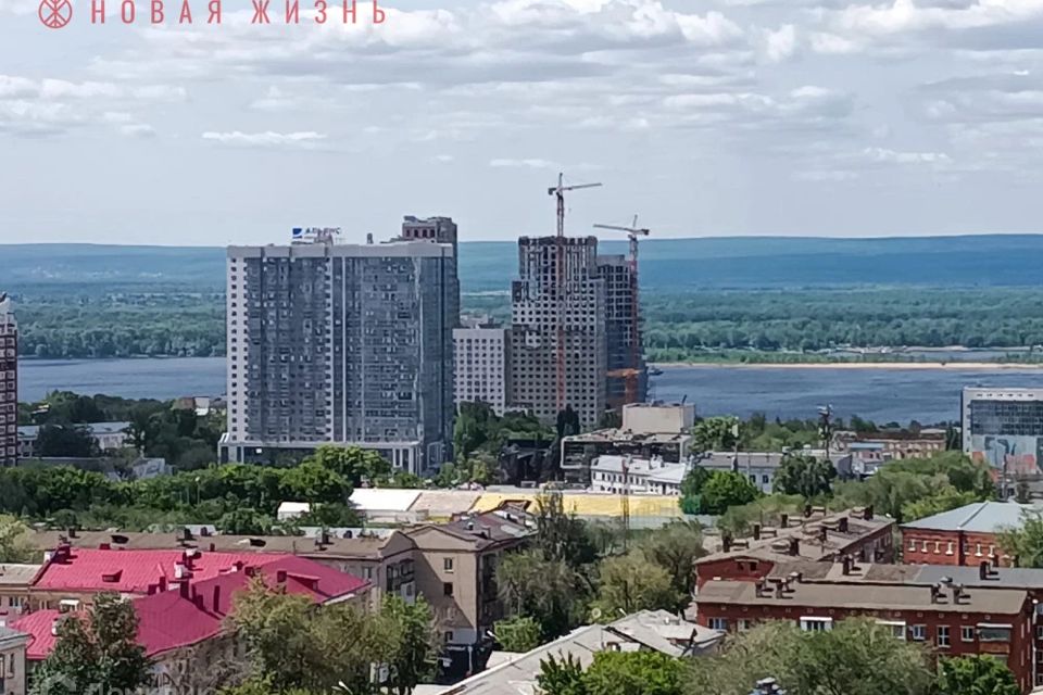 Продаётся 1-комнатная квартира, 48.3 м²