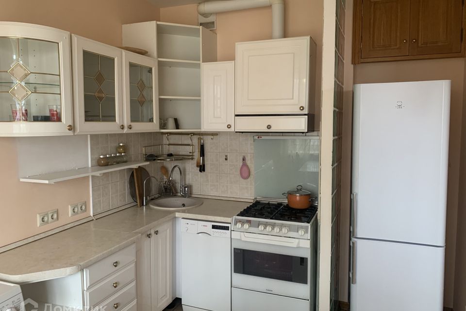 Сдаётся 1-комнатная квартира, 38 м²