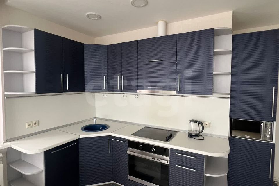 Продаётся 2-комнатная квартира, 79 м²