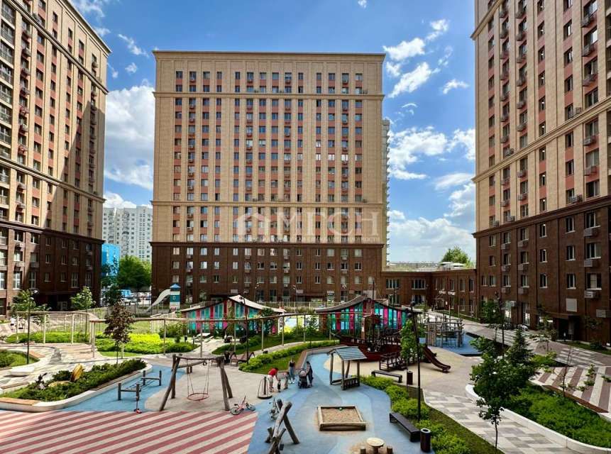 Продаётся 1-комнатная квартира, 43 м²