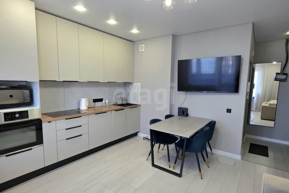 Продаётся 1-комнатная квартира, 35.6 м²