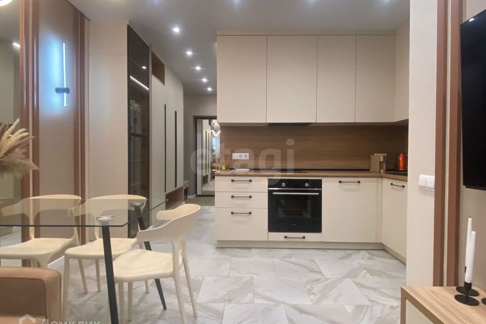 Сдаётся 1-комнатная квартира, 40 м²