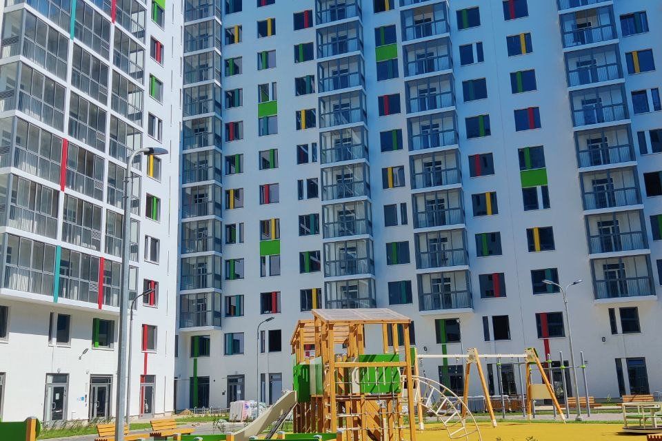 Продаётся 2-комнатная квартира, 55.6 м²