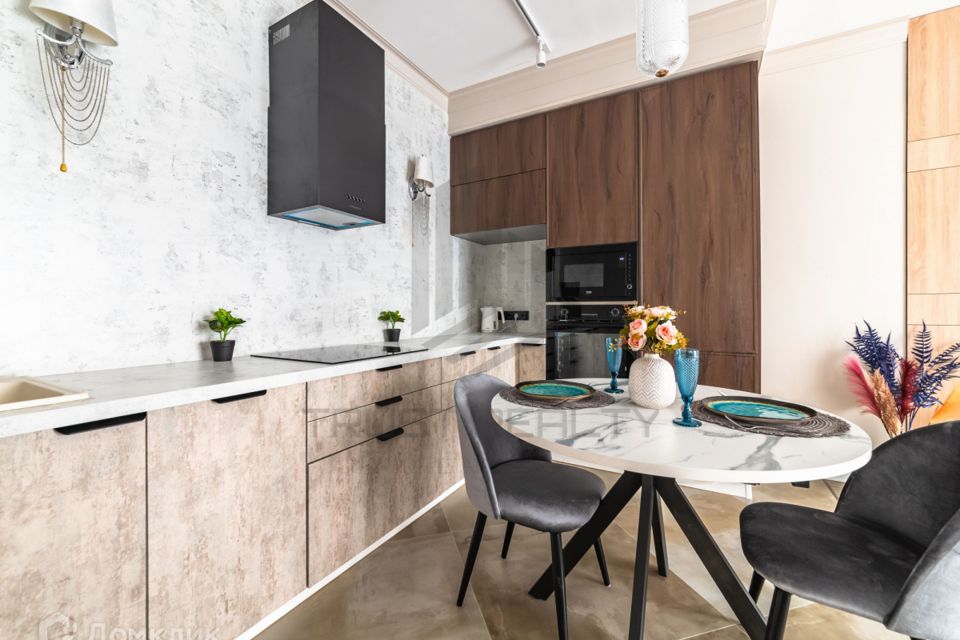 Сдаётся 1-комнатная квартира, 47 м²