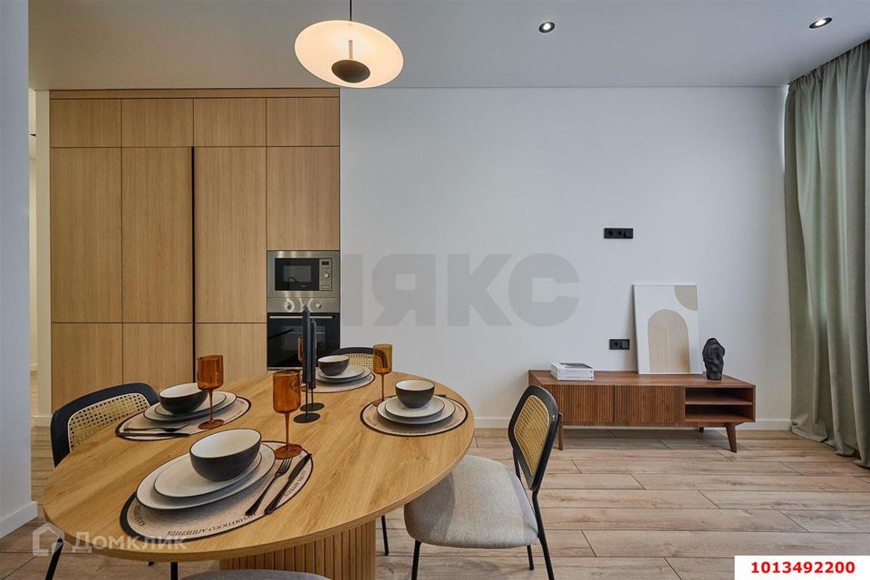 Продаётся 2-комнатная квартира, 74 м²