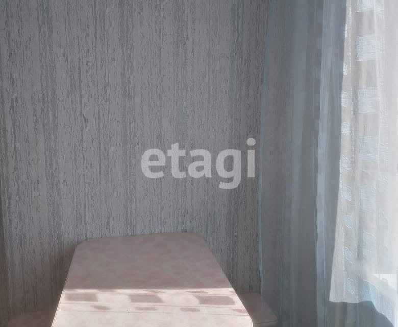Продаётся 1-комнатная квартира, 33 м²