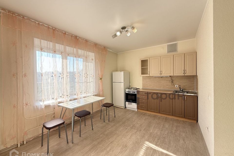 Сдаётся 1-комнатная квартира, 40 м²