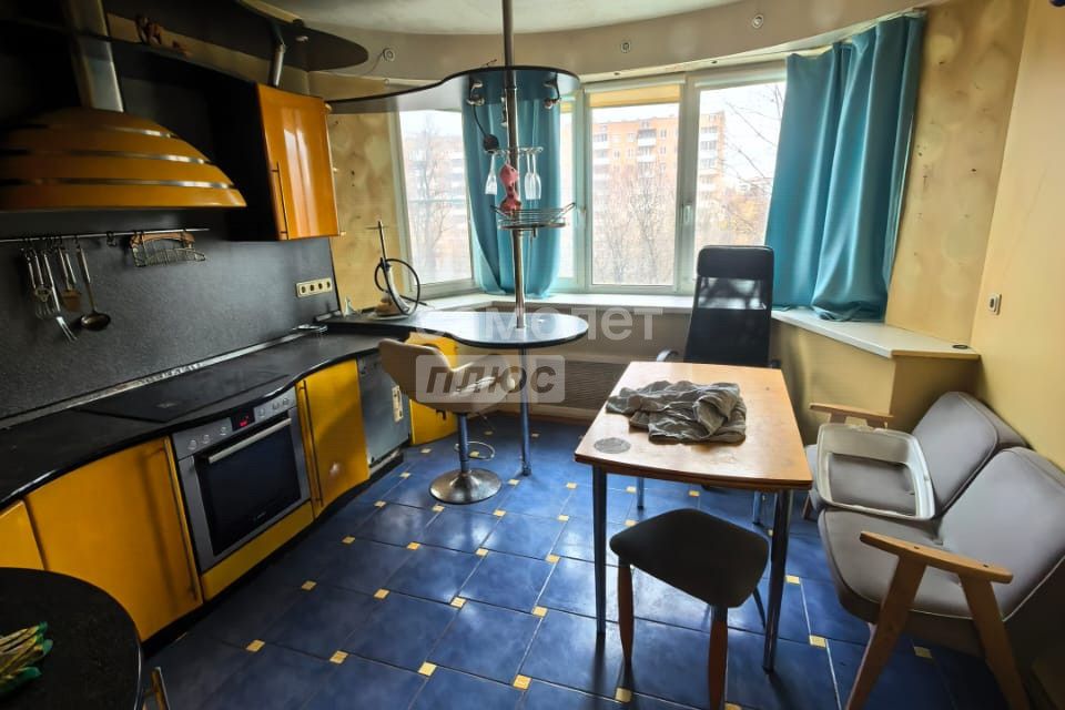 Продаётся 3-комнатная квартира, 76.8 м²