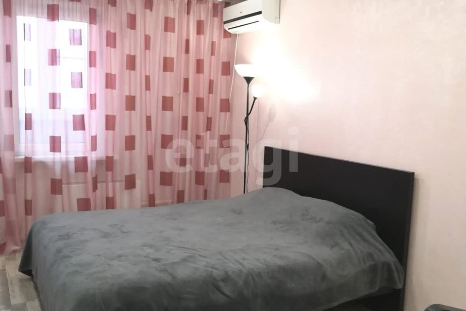 Продаётся 1-комнатная квартира, 40.6 м²
