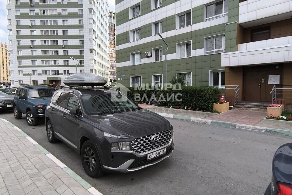 Сдаётся 1-комнатная квартира, 38 м²