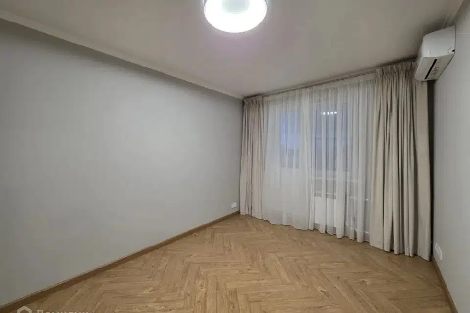 Продаётся 3-комнатная квартира, 81 м²