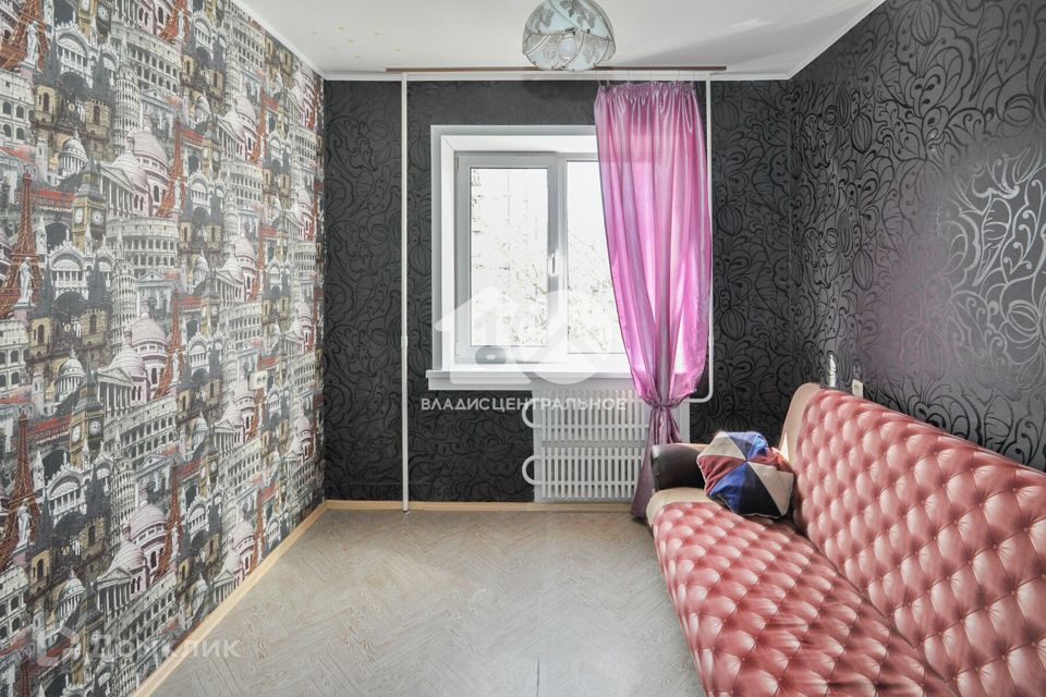 Продаётся 3-комнатная квартира, 63.3 м²