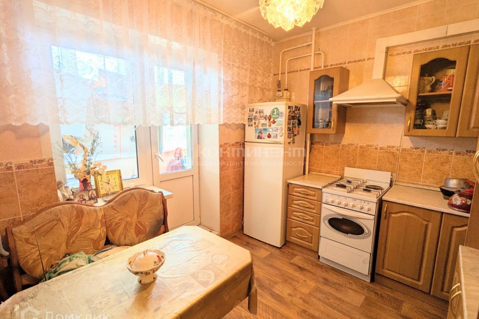 Продаётся 1-комнатная квартира, 40.6 м²